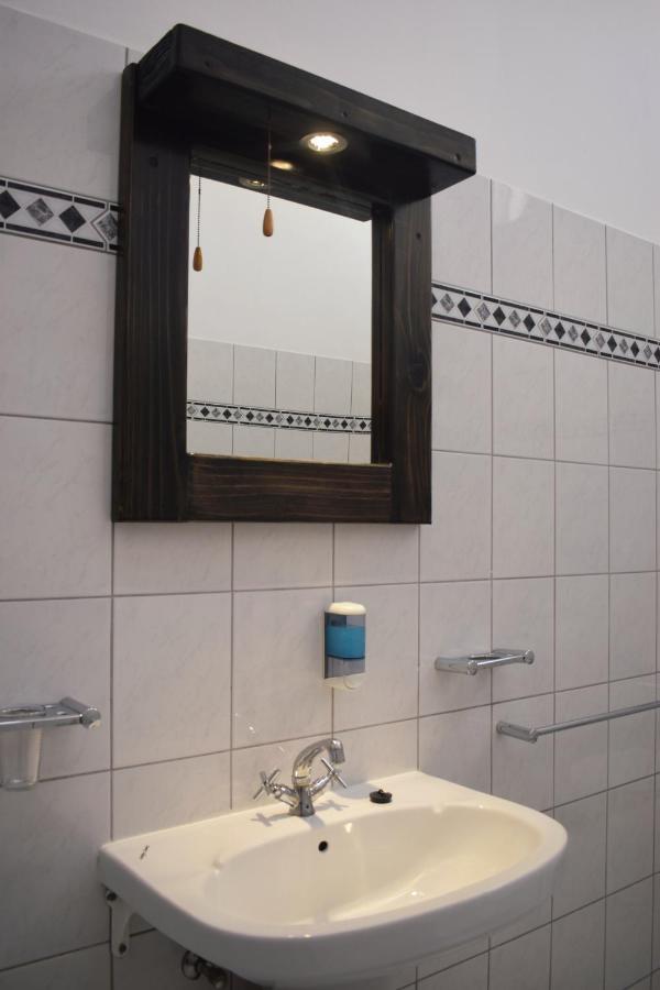 Central Hotel Омаруру Екстер'єр фото